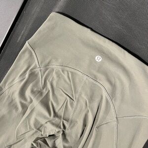 Hardly worn Lululemon 25” Sage high- waisted Invigorate legging